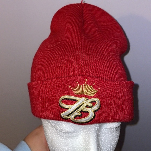 Budweiser Vintage 2004 Embroidered Knit Beanie Hat Red OS - Picture 1 of 14